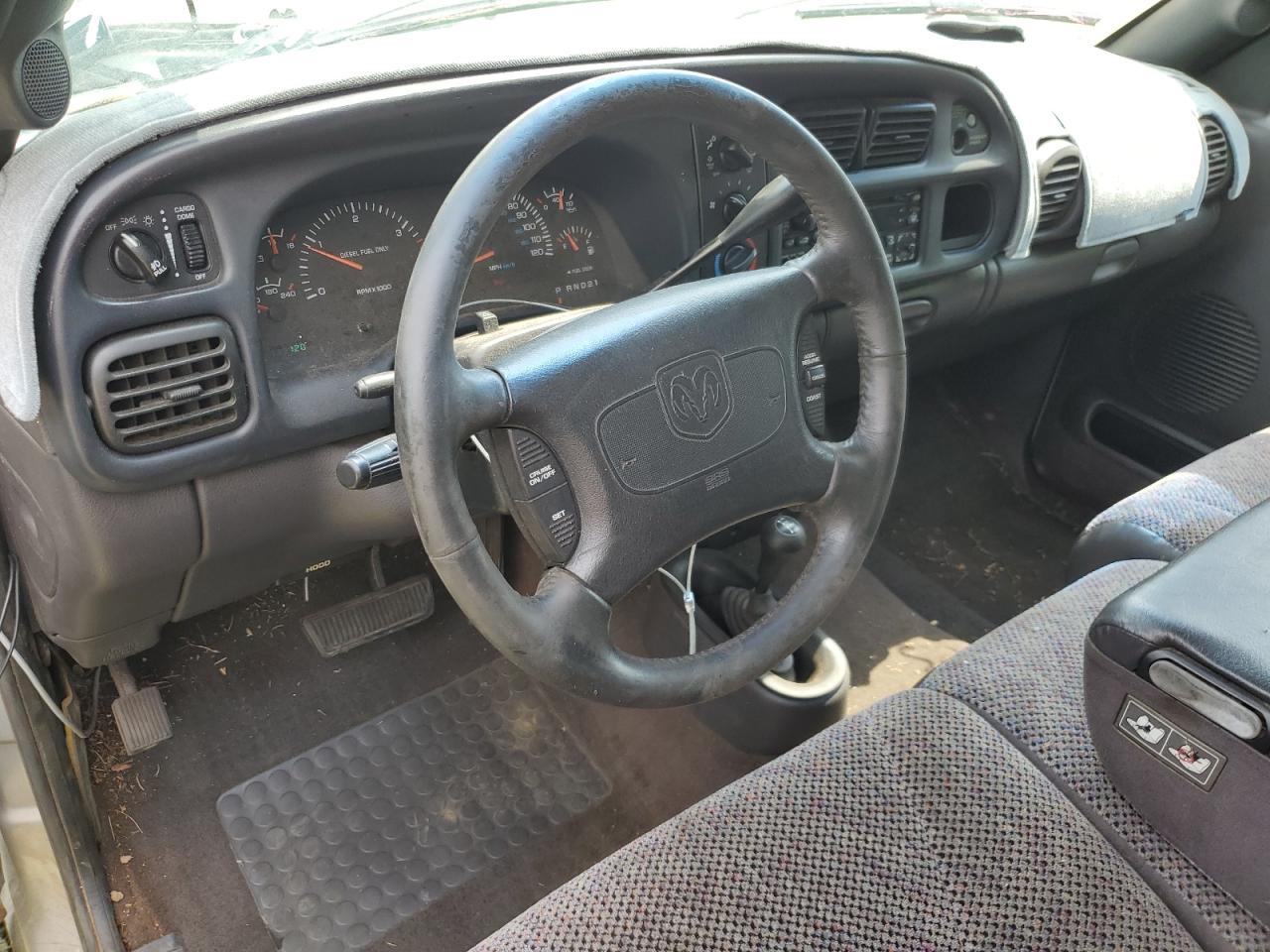 1B7MF3360XJ532886 1999 Dodge Ram 3500