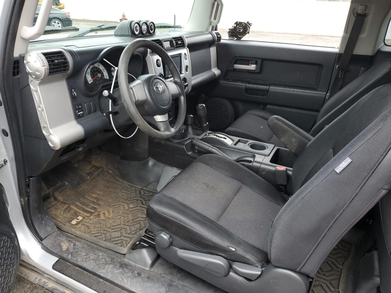 JTEBU11F680107244 2008 Toyota Fj Cruiser