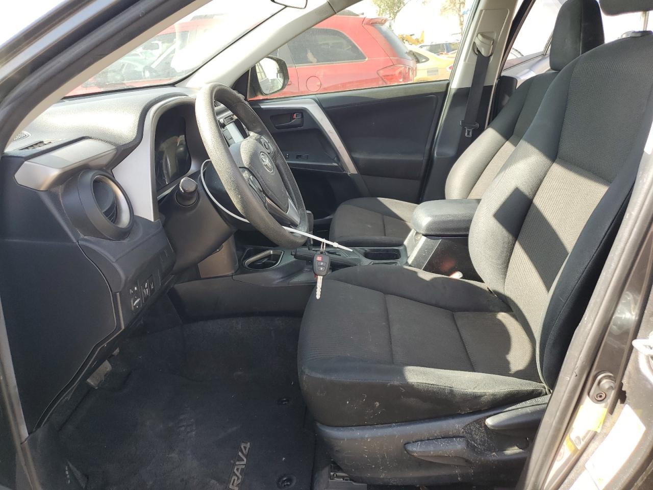 JTMZFREV1HD093730 2017 Toyota Rav4 Le