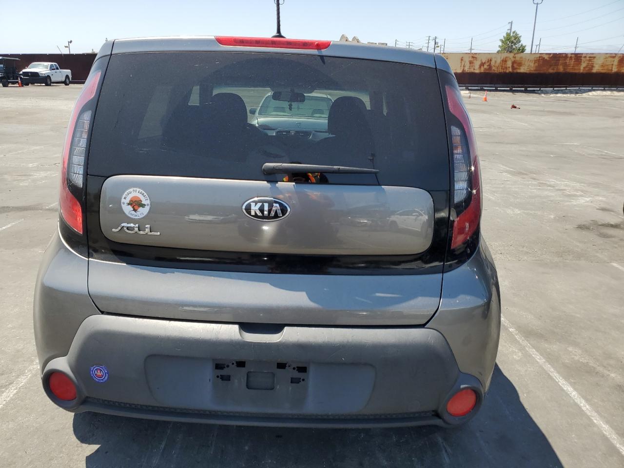 2016 Kia Soul vin: KNDJN2A23G7343386