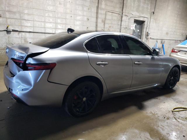 ZARFAEDN2H7554093 2017 Alfa Romeo Giulia Q4