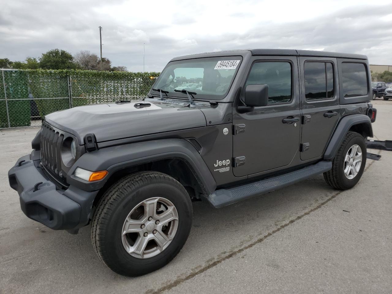 1C4HJXDG5JW235136 2018 Jeep Wrangler Unlimited Sport