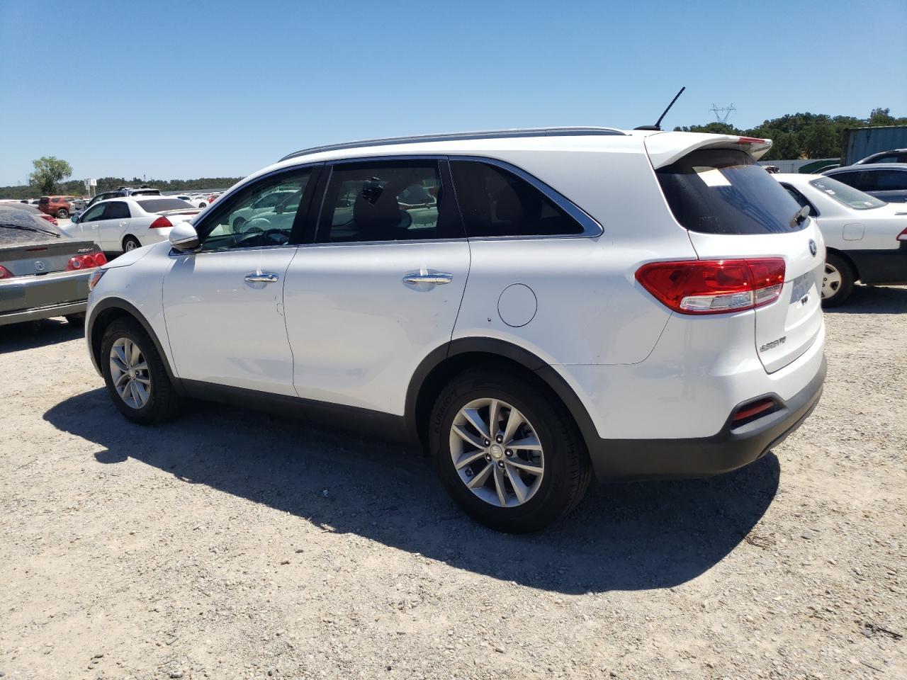 2016 Kia Sorento Lx vin: 5XYPG4A58GG153595