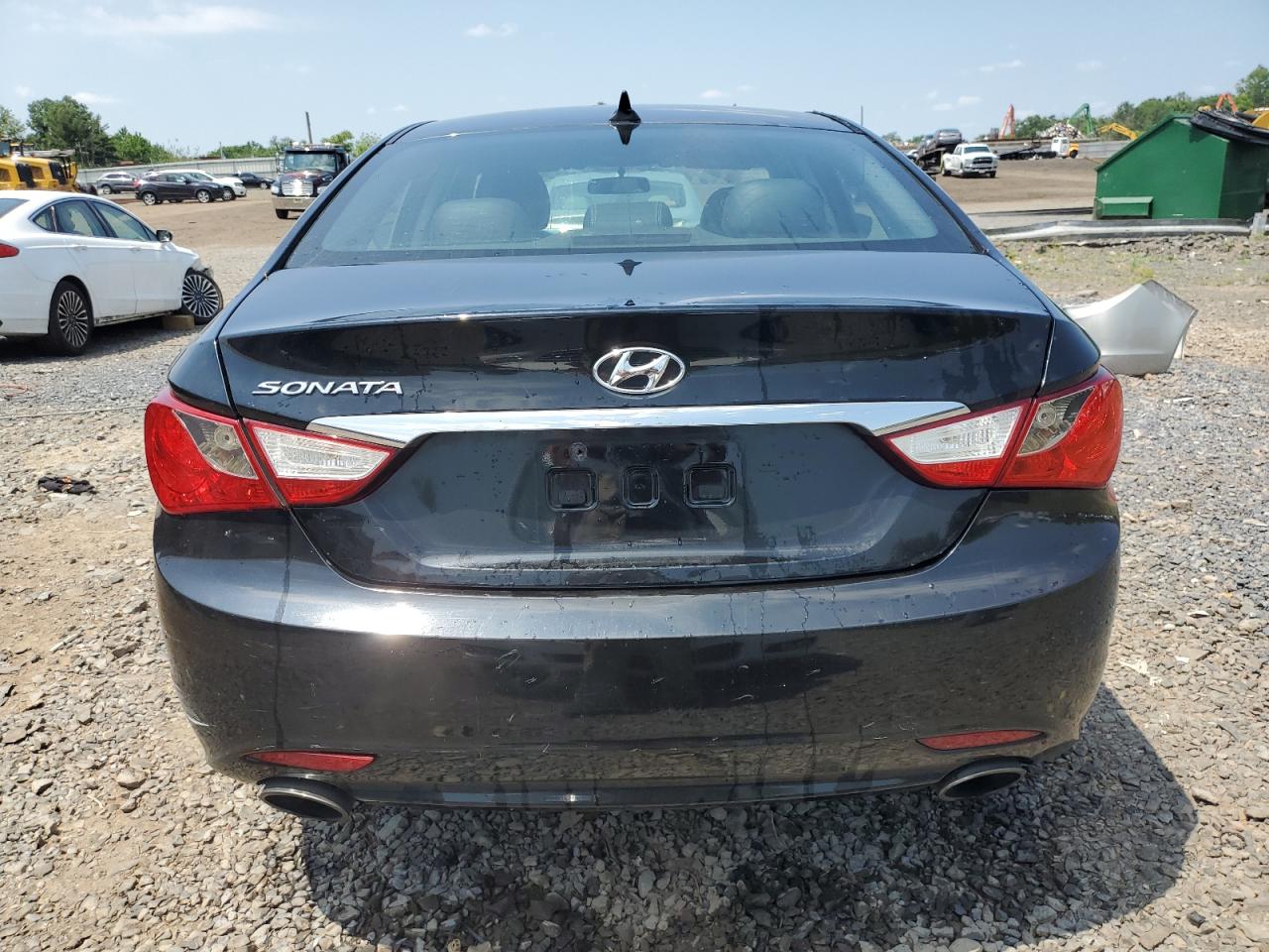 5NPEC4AC8BH068047 2011 Hyundai Sonata Se