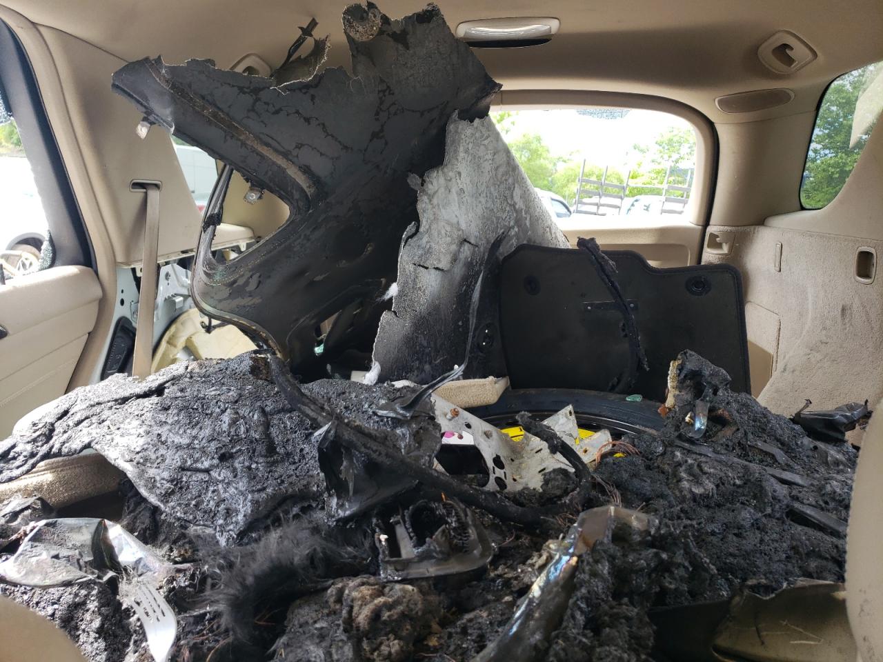 4JGDA5HBXEA354381 2014 Mercedes-Benz Ml 350 4Matic