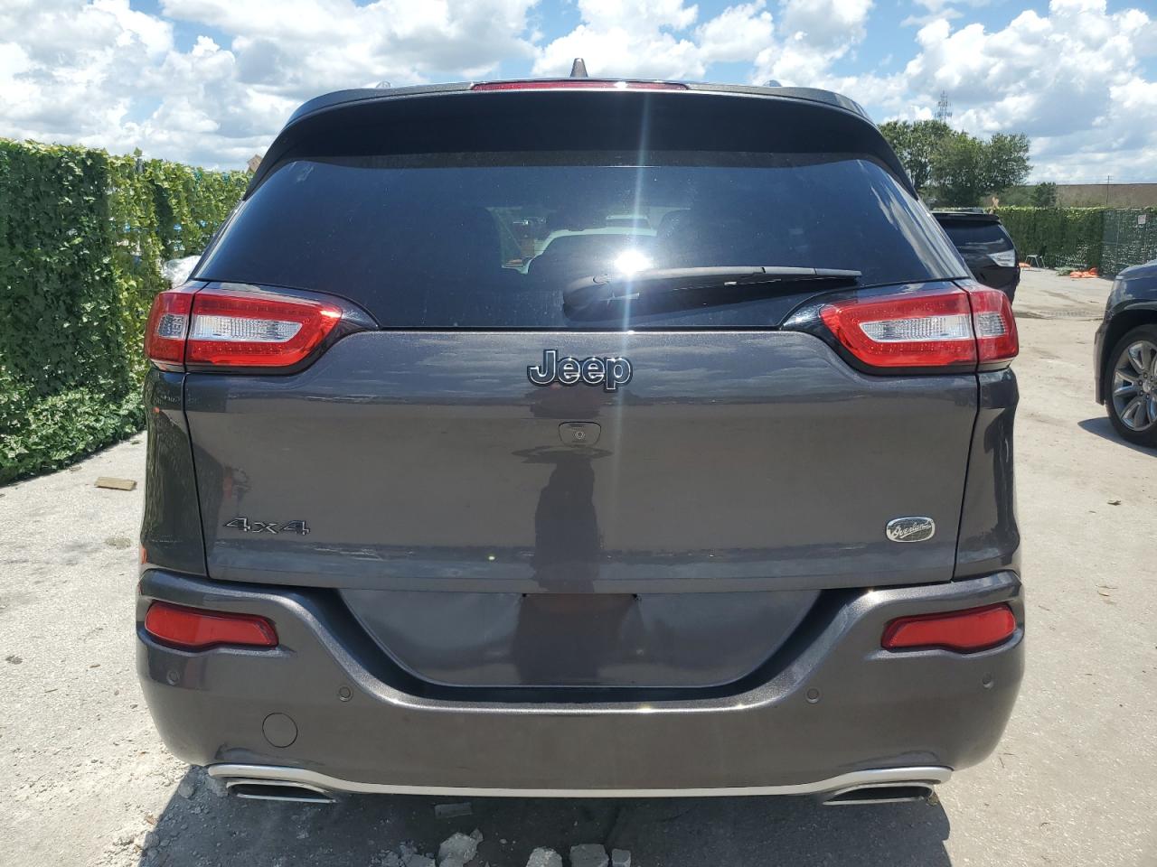 1C4PJMJX0JD619366 2018 Jeep Cherokee Overland