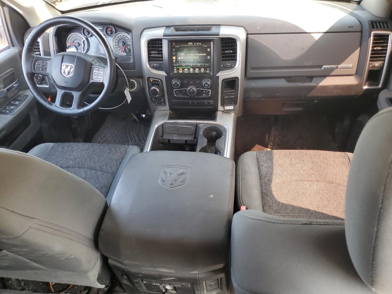 1C6RR7LT0GS139000 2016 Ram 1500 Slt