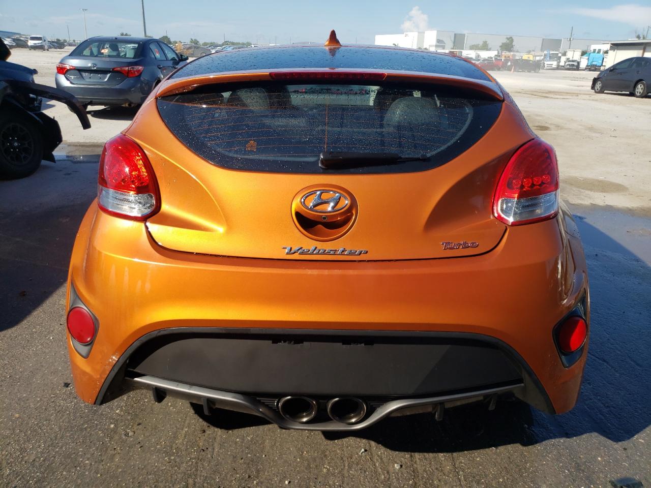 KMHTC6AE2GU274395 2016 Hyundai Veloster Turbo