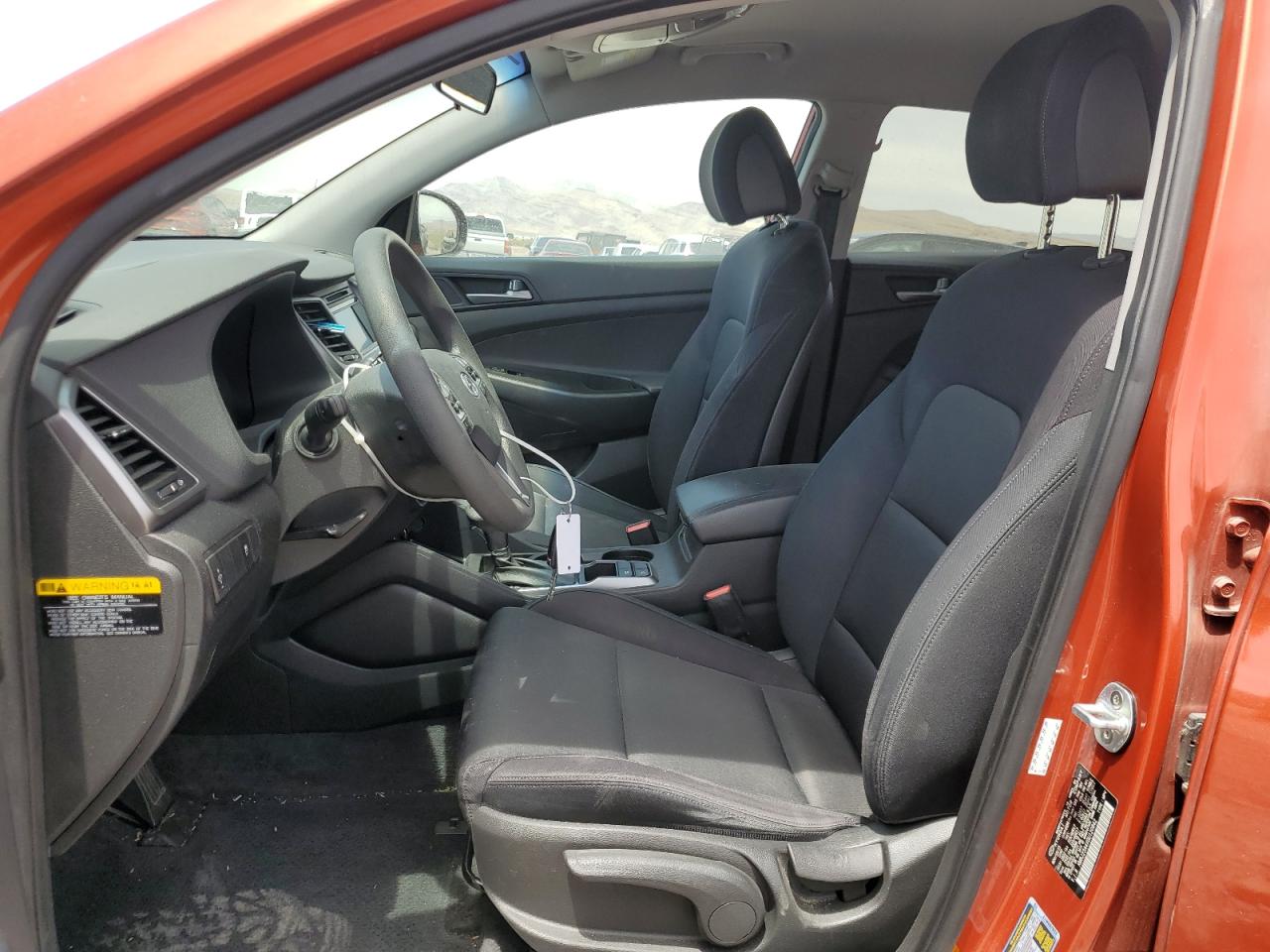 KM8J23A4XGU120842 2016 Hyundai Tucson Se