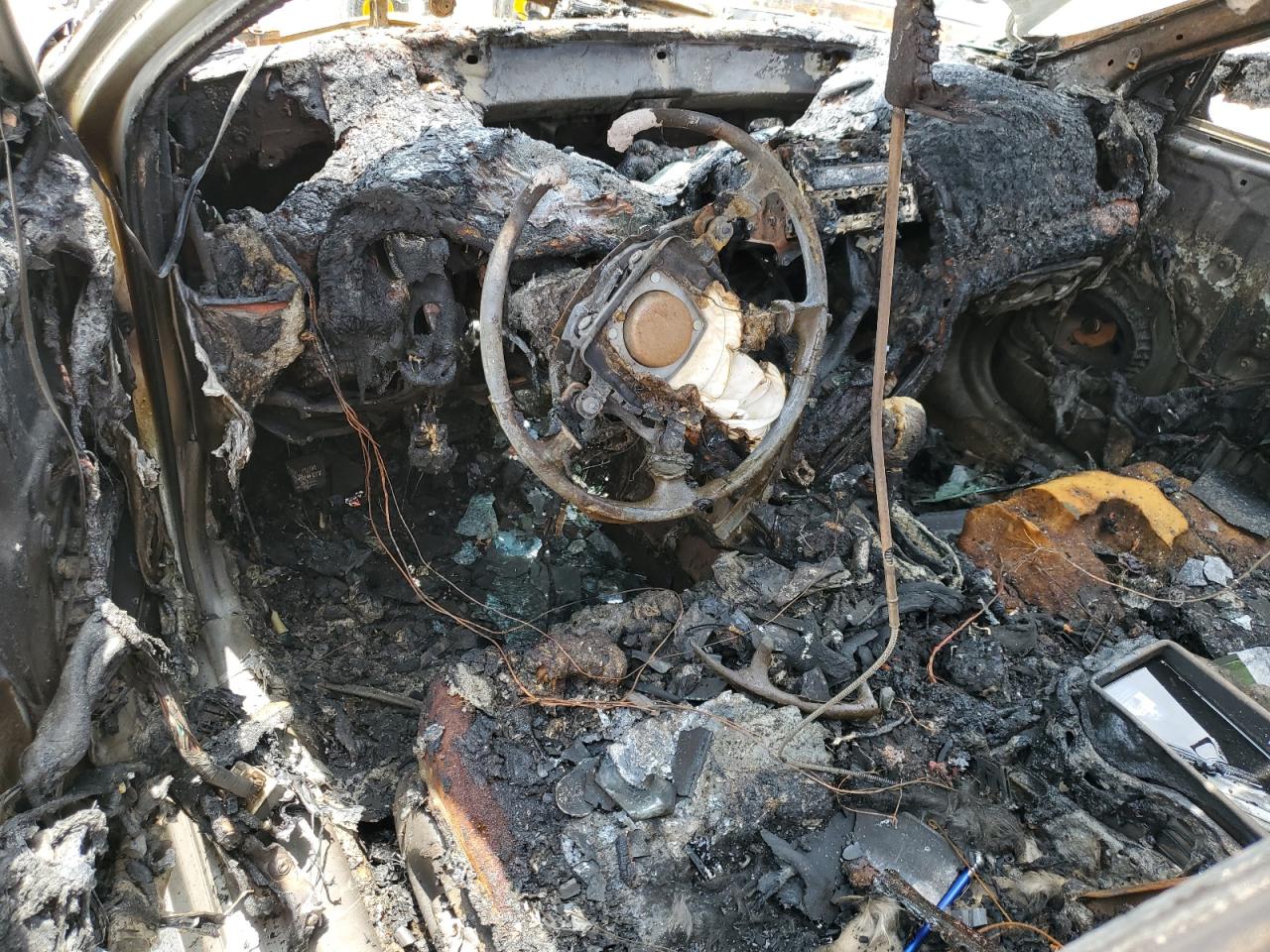 4T1BE30K23U157602 2003 Toyota Camry Le