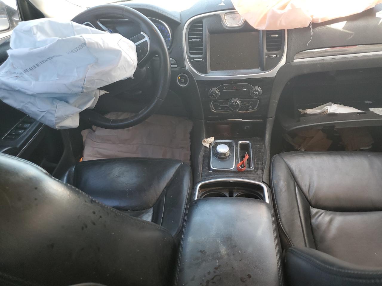 2C3CCAAG1FH930522 2015 Chrysler 300 Limited