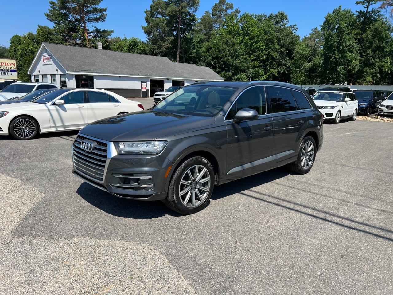 2018 Audi Q7 Prestige vin: WA1VAAF77JD043347