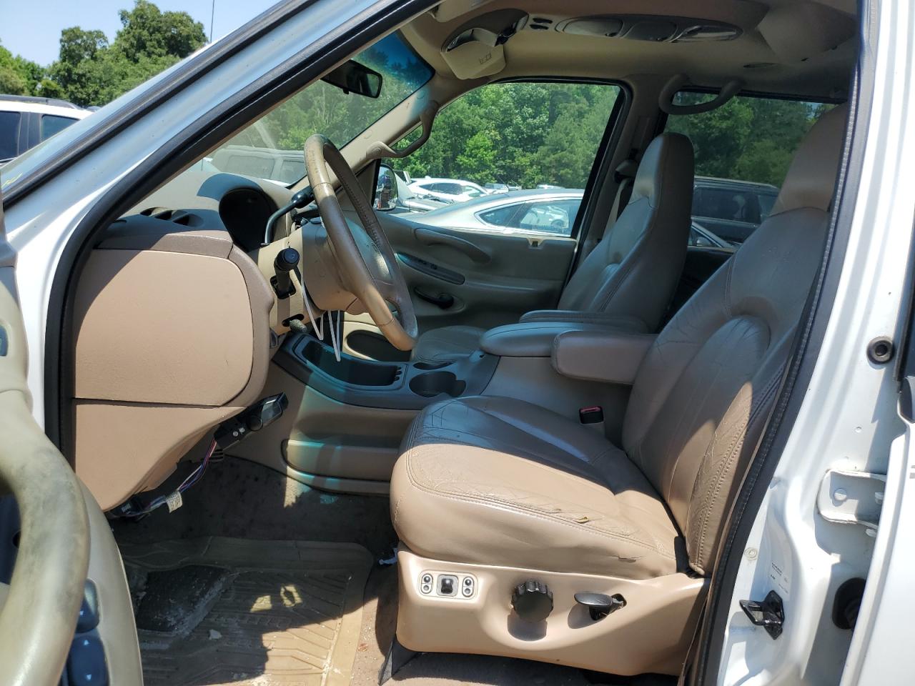 1FMPU18L3WLA40308 1998 Ford Expedition