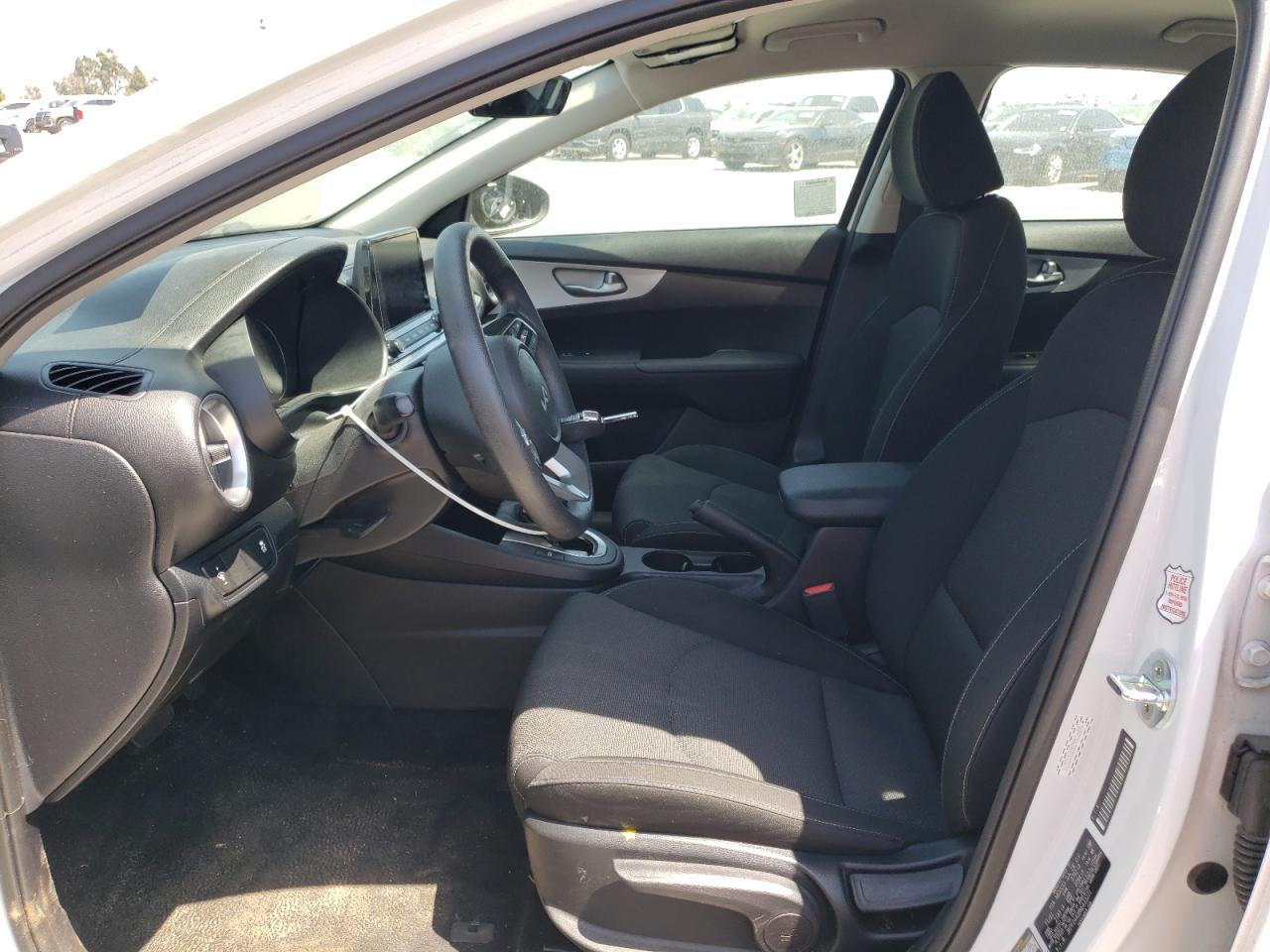 3KPF24AD8NE433271 2022 Kia Forte Fe