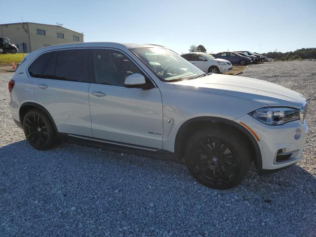 VIN 5UXKT0C51J0W01215 2018 BMW X5, Xdr40E no.4