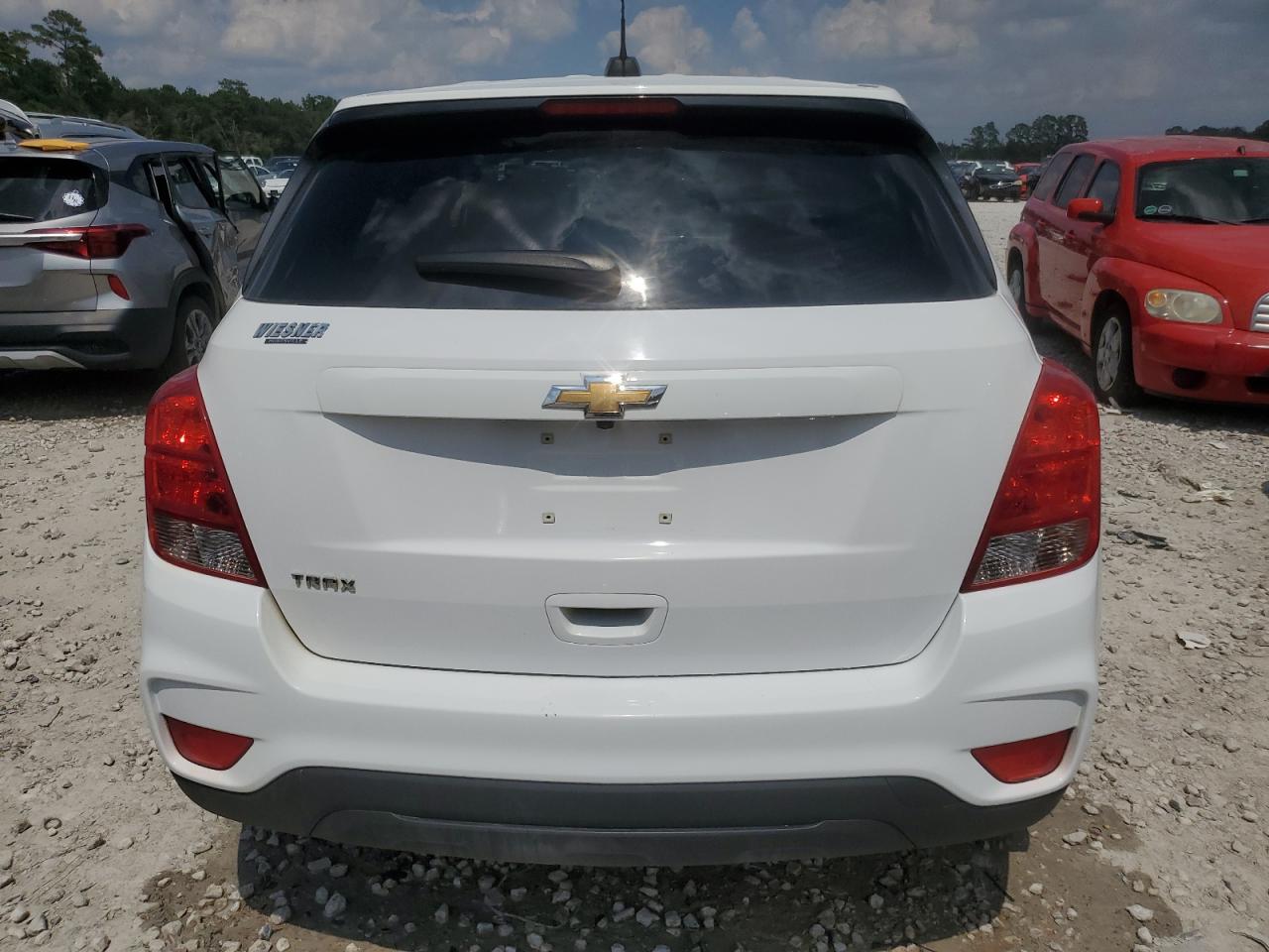 3GNCJKSB6LL298430 2020 Chevrolet Trax Ls