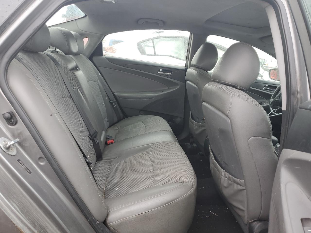 5NPEC4AC4DH610506 2013 Hyundai Sonata Se