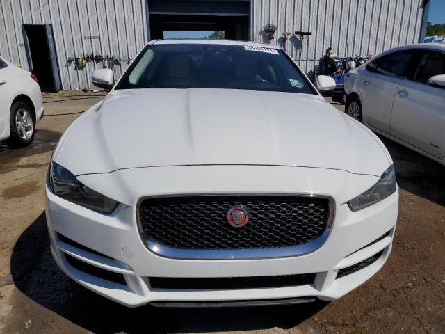 VIN SAJAJ4BV5HA957328 2017 Jaguar XE, Premium no.5