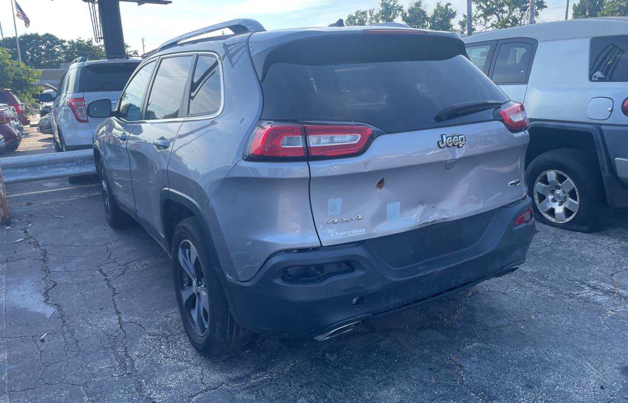 2018 Jeep Cherokee Latitude vin: 1C4PJMCX4JD614975