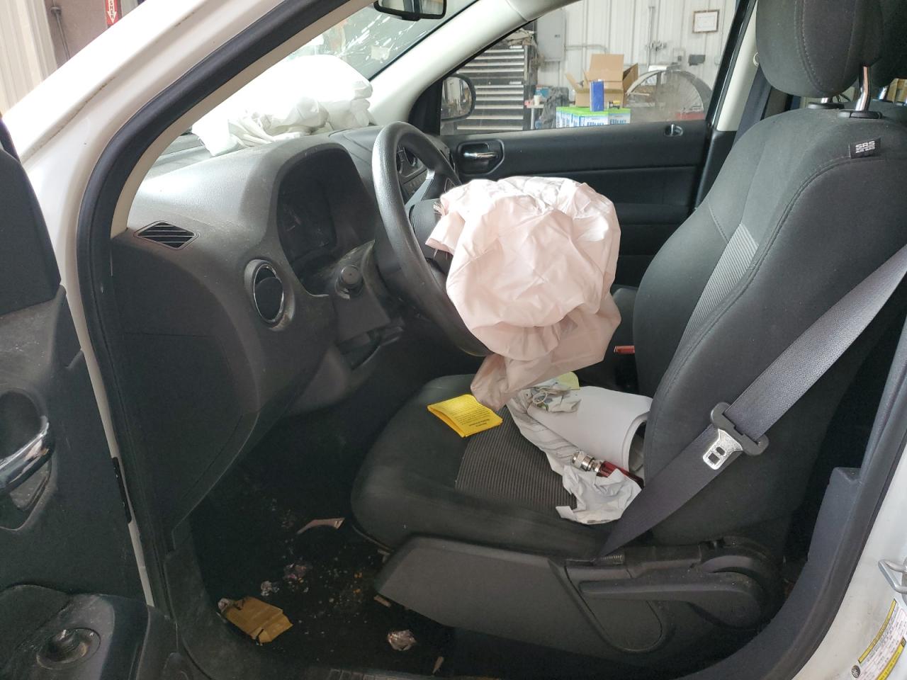 1C4NJCBA9HD137629 2017 Jeep Compass Sport