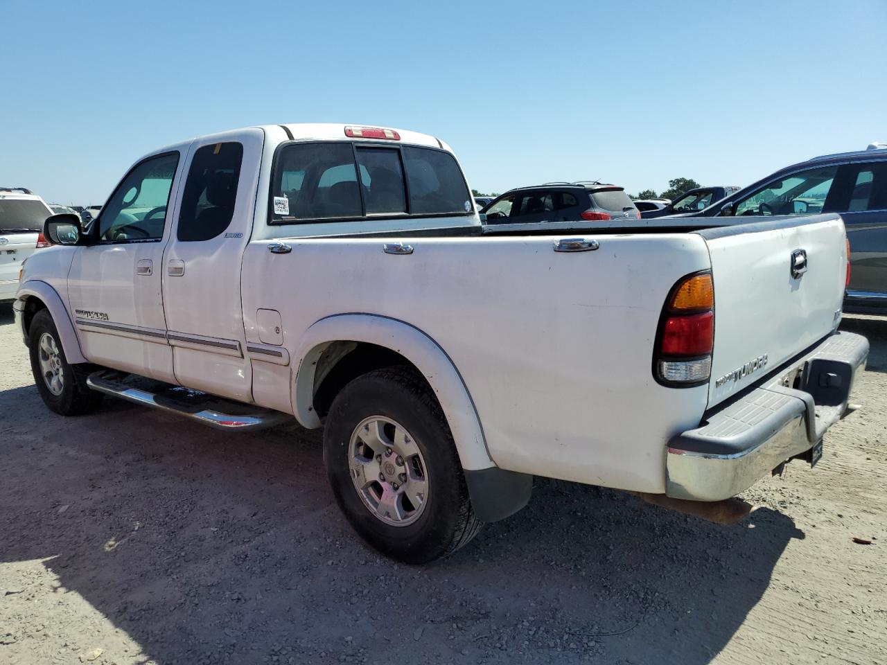 5TBRT3816YS016136 2000 Toyota Tundra Access Cab Limited