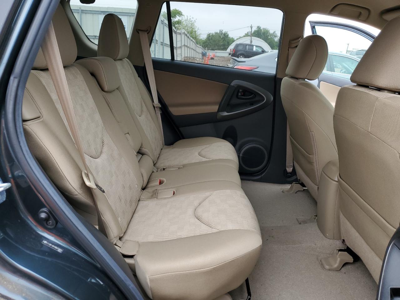 2T3BF4DV4BW159655 2011 Toyota Rav4