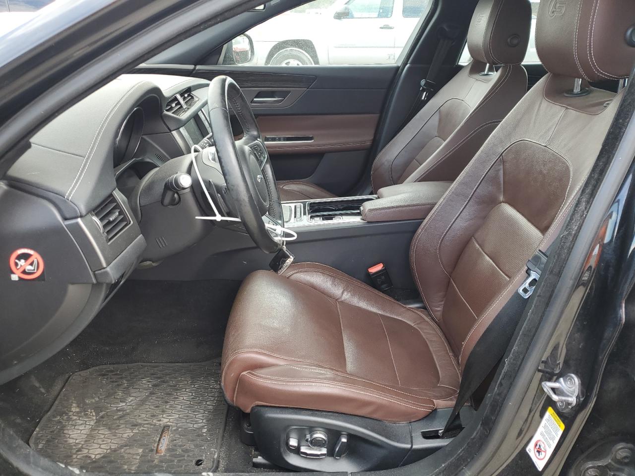 SAJBG4BVXGCY17118 2016 Jaguar Xf S