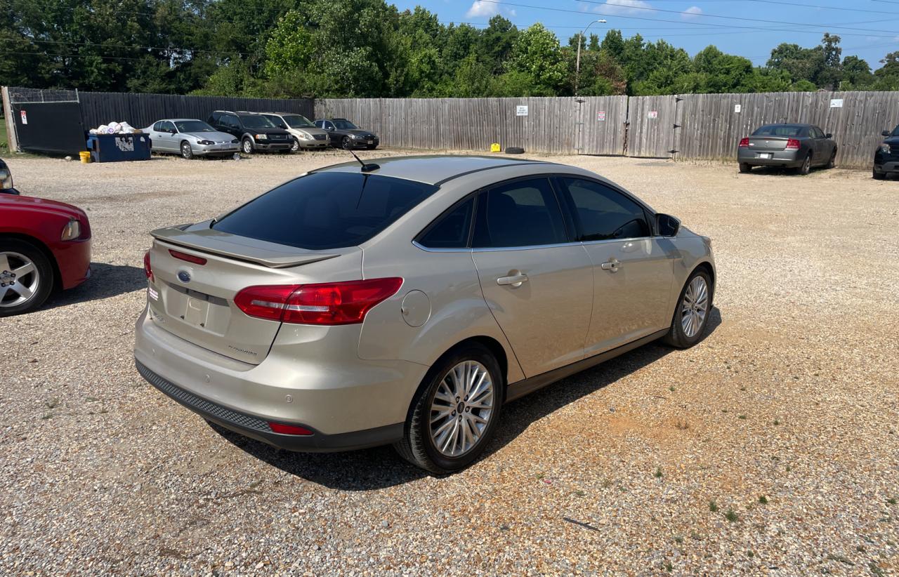 2018 Ford Focus Titanium vin: 1FADP3J24JL324704