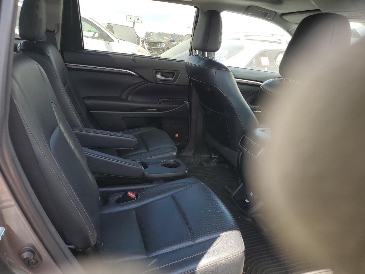 5TDDKRFH8FS119336 2015 Toyota Highlander Limited