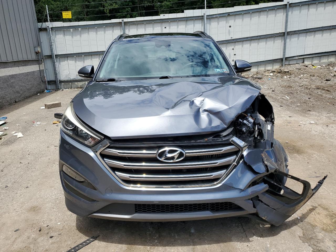 KM8J3CA26GU122454 2016 Hyundai Tucson Limited