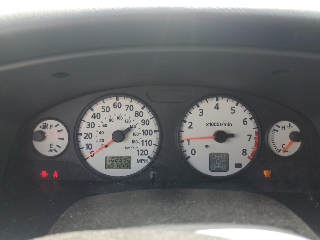 JN8DR09Y02W738028 2002 Nissan Pathfinder Le