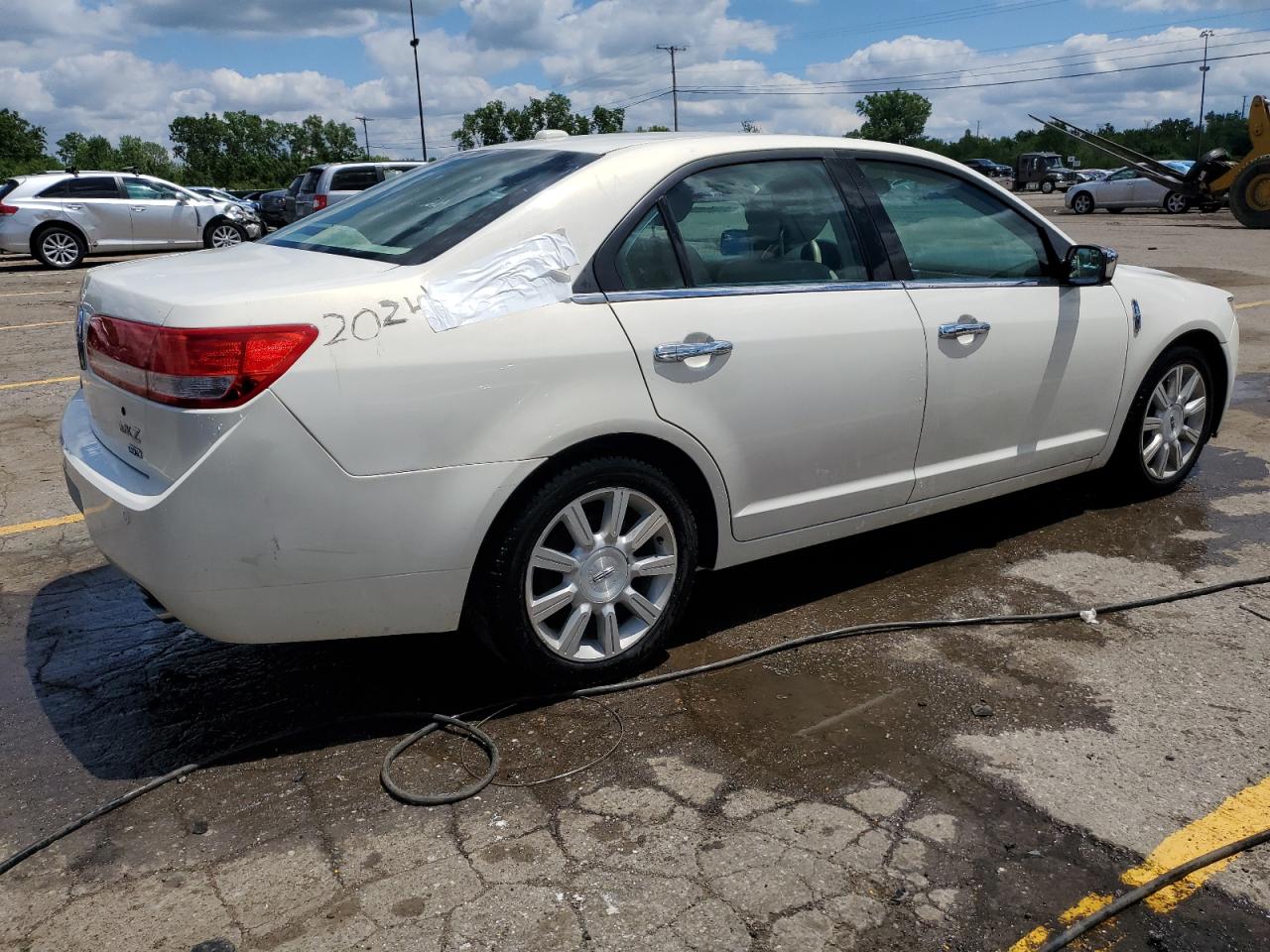 Lot #3020854711 2012 LINCOLN MKZ