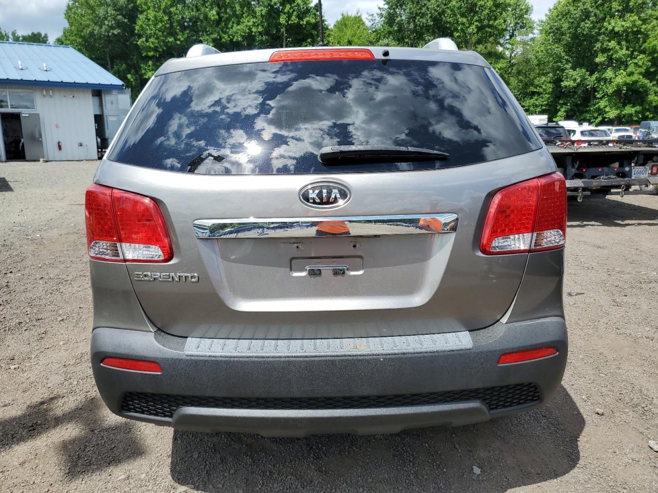 2013 Kia Sorento Lx vin: 5XYKTDA28DG383628