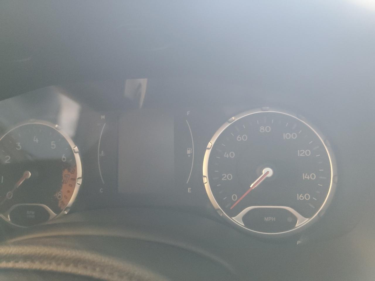 ZACCJBBB0JPJ11824 2018 Jeep Renegade Latitude