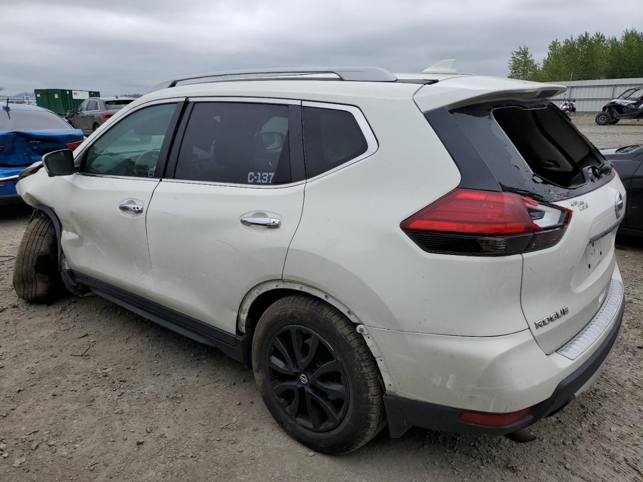 5N1AT2MV2HC735582 2017 Nissan Rogue Sv