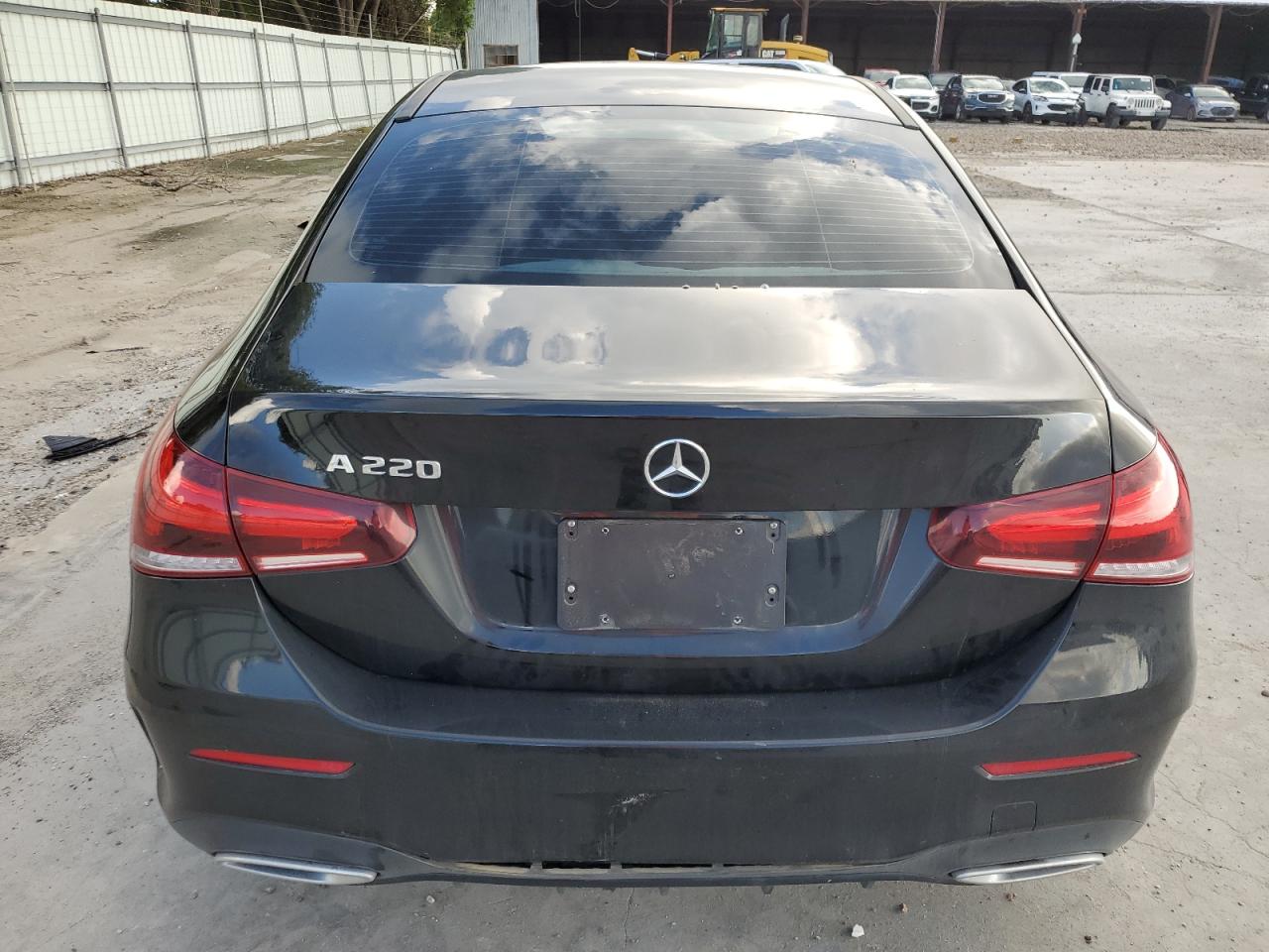 WDD3G4EB6KW026361 2019 Mercedes-Benz A 220