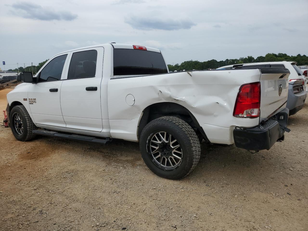 1C6RR6ST2KS608429 2019 Ram 1500 Classic Tradesman