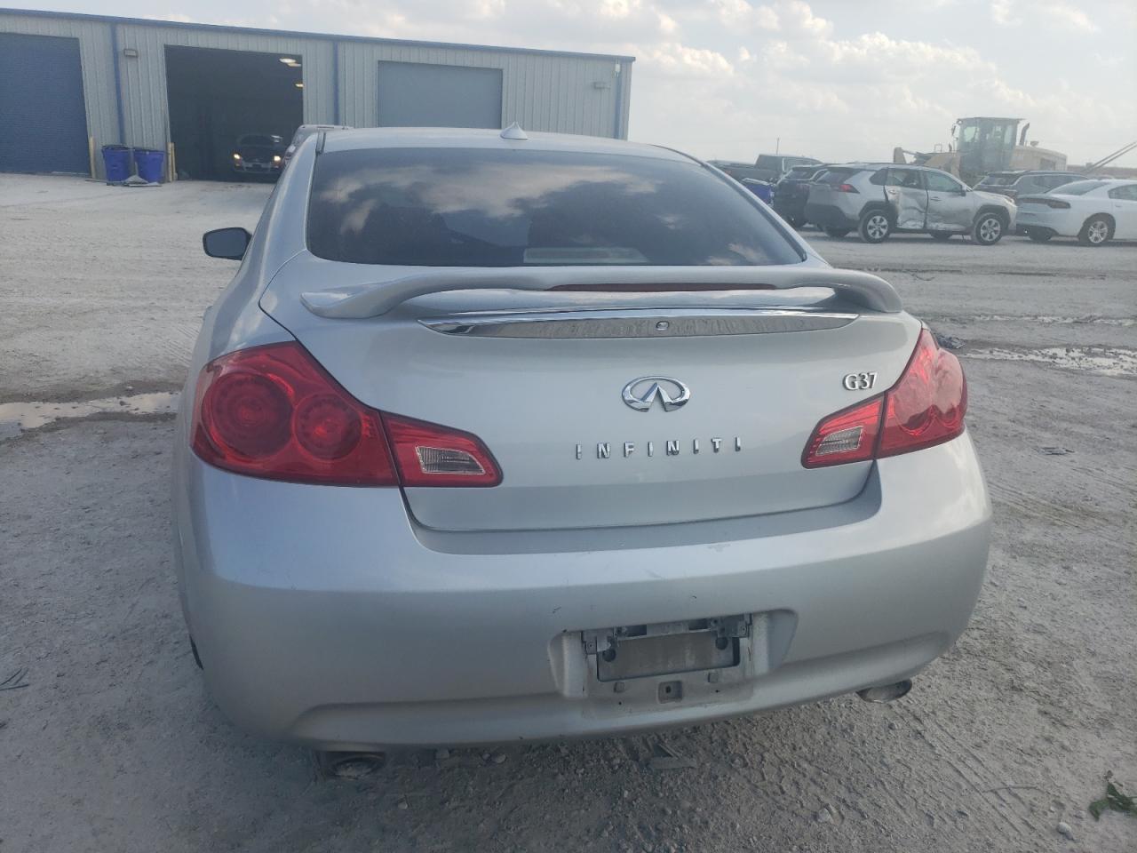 JNKCV61E19M012237 2009 Infiniti G37 Base