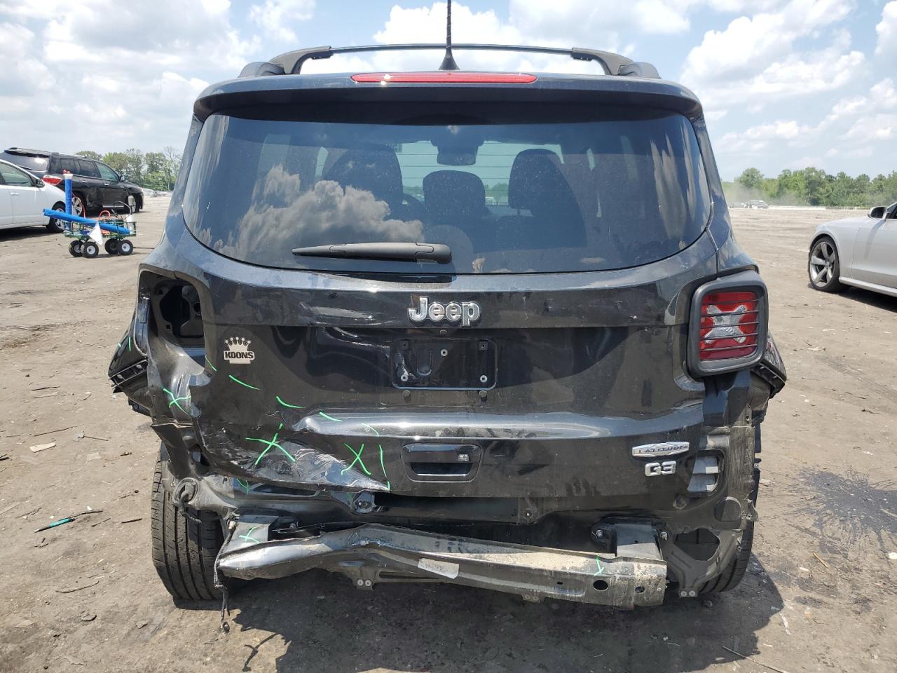ZACCJABB8JPH15683 2018 Jeep Renegade Latitude