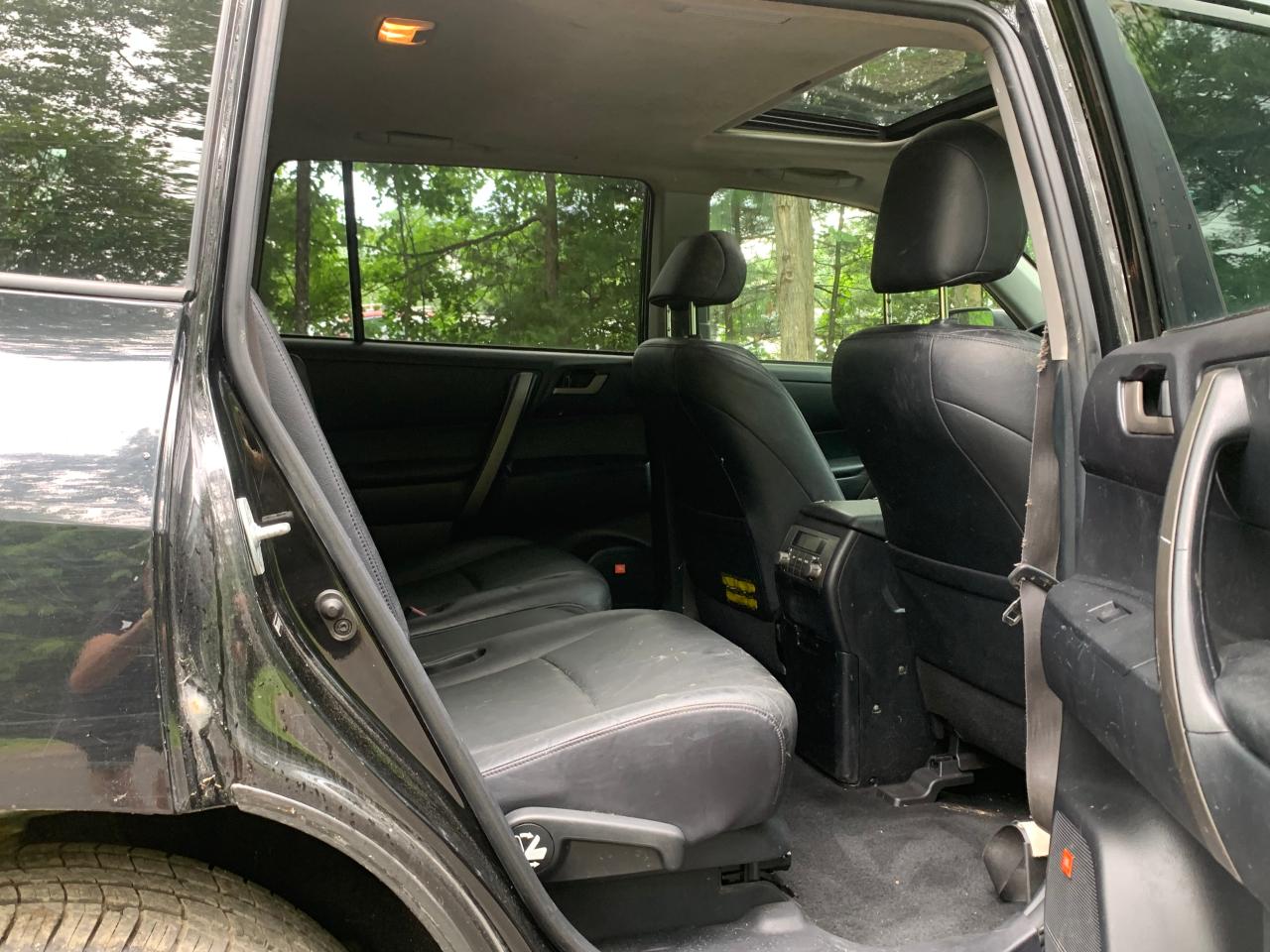 JTEES43AX92145085 2009 Toyota Highlander Sport