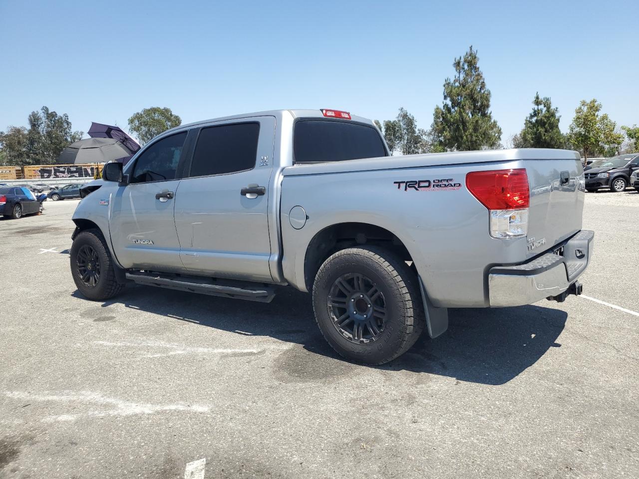 5TFEY5F1XBX113234 2011 Toyota Tundra Crewmax Sr5