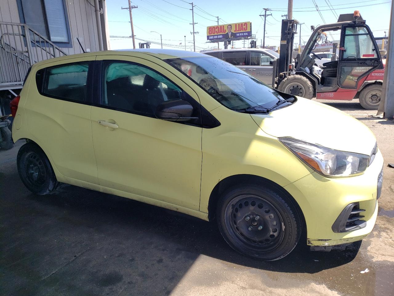 2017 Chevrolet Spark Ls vin: KL8CB6SA1HC719521