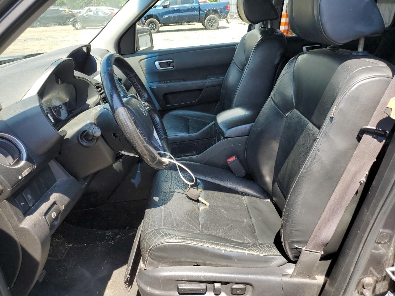 5FNYF4H82AB012348 2010 Honda Pilot Touring