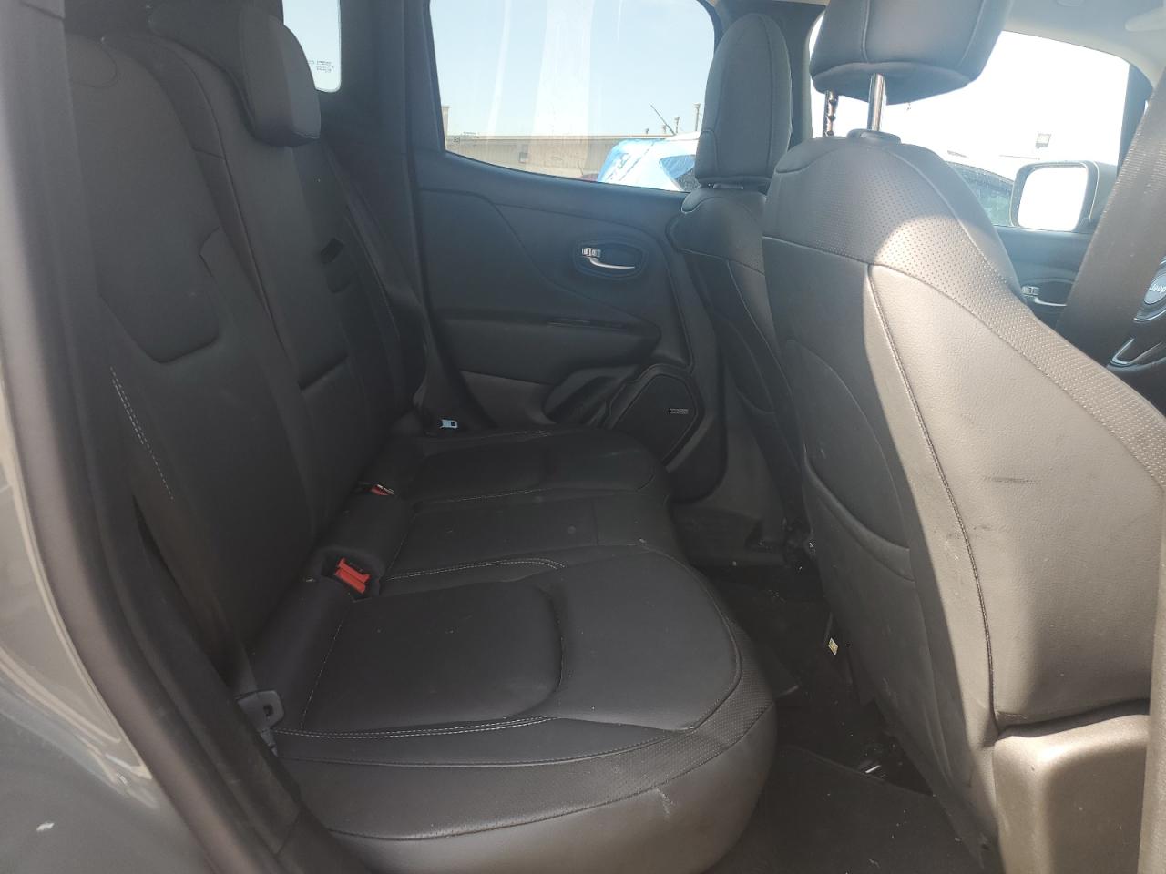 ZACNJDD15MPM22470 2021 Jeep Renegade Limited