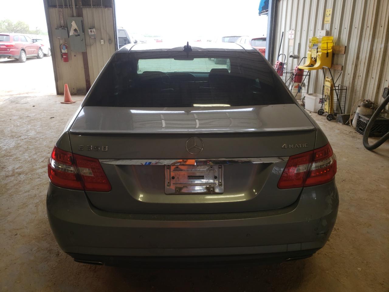 WDDHF8HB3BA295524 2011 Mercedes-Benz E 350 4Matic