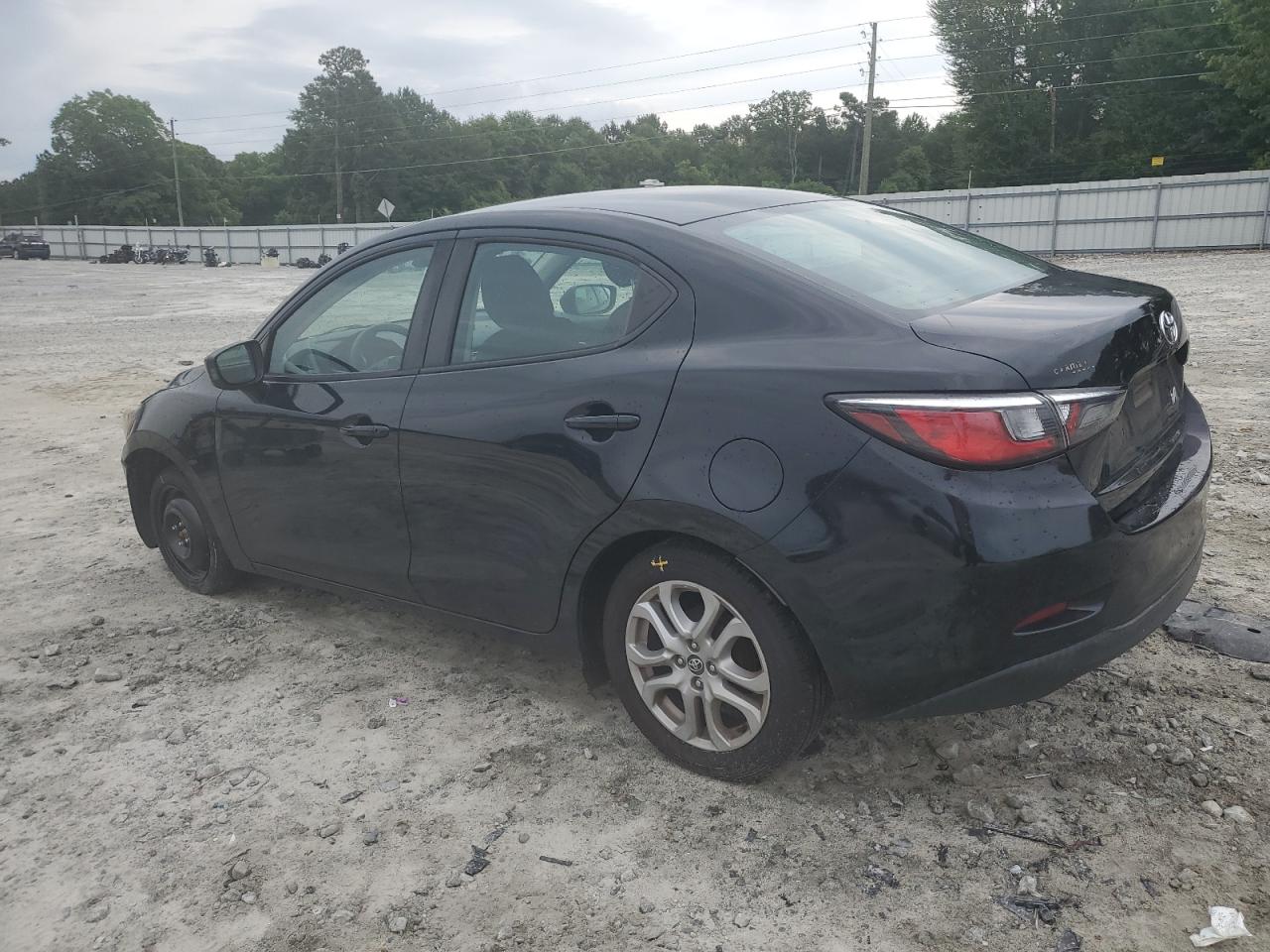 2017 Toyota Yaris Ia vin: 3MYDLBYVXHY168929