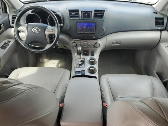 5TDKK3EH7AS011062 2010 Toyota Highlander Se