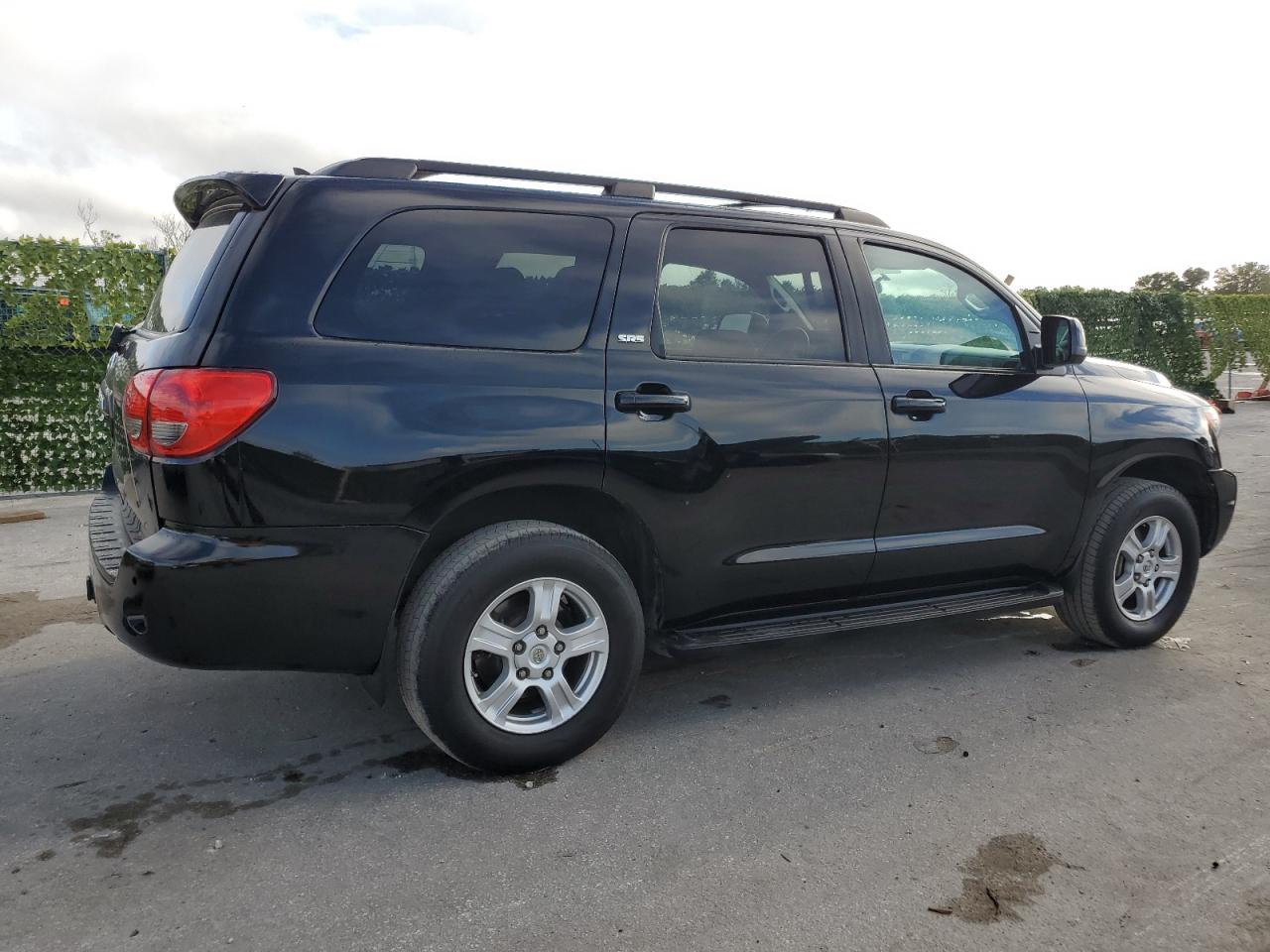 5TDBW5G15FS120420 2015 Toyota Sequoia Sr5