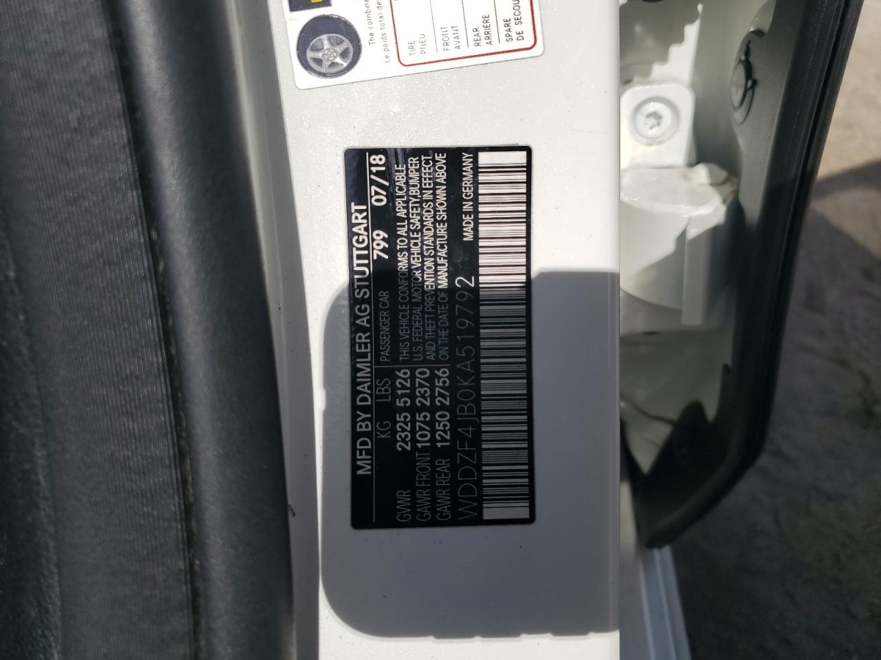 WDDZF4JB0KA519792 2019 Mercedes-Benz E 300