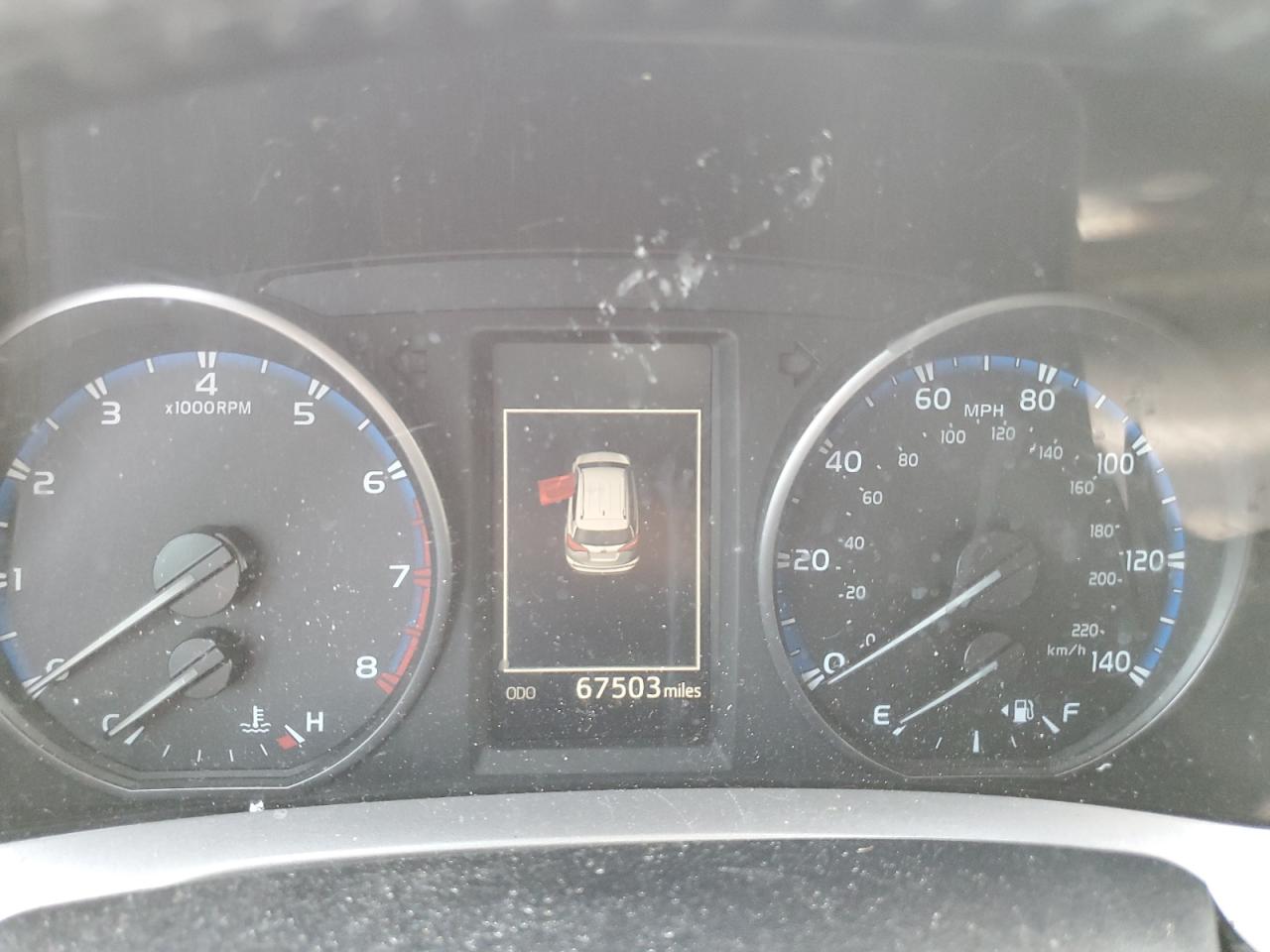 JTMRFREV9HJ162729 2017 Toyota Rav4 Xle